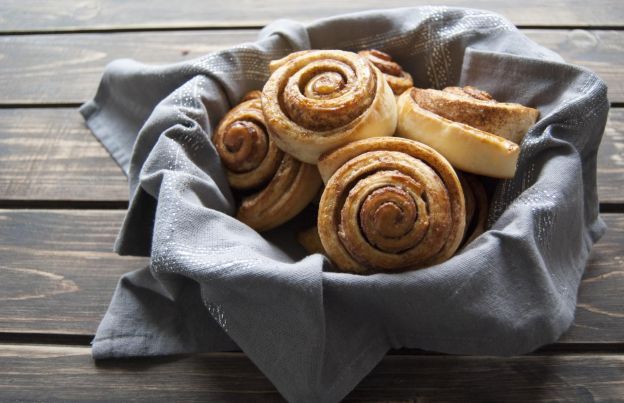 15. Cinnamon rolls (USA)