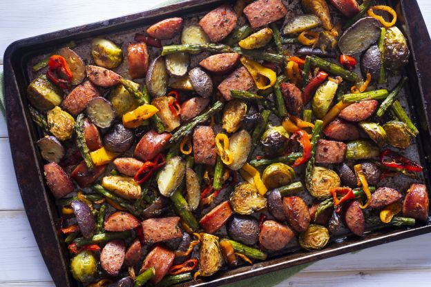 Legumes ao forno com linguiça