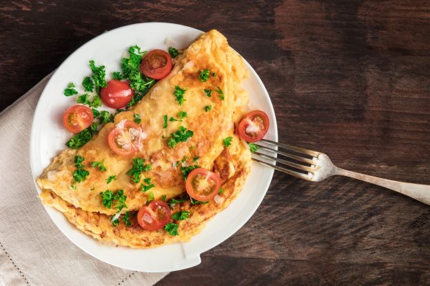 Omelette de presunto e queijo