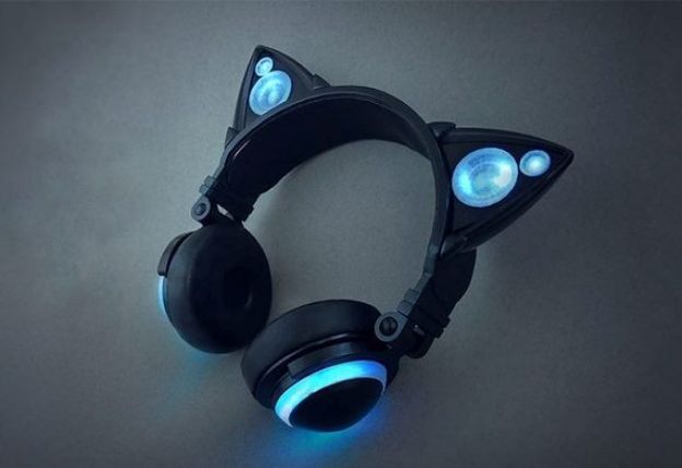 12. Headphones de gato